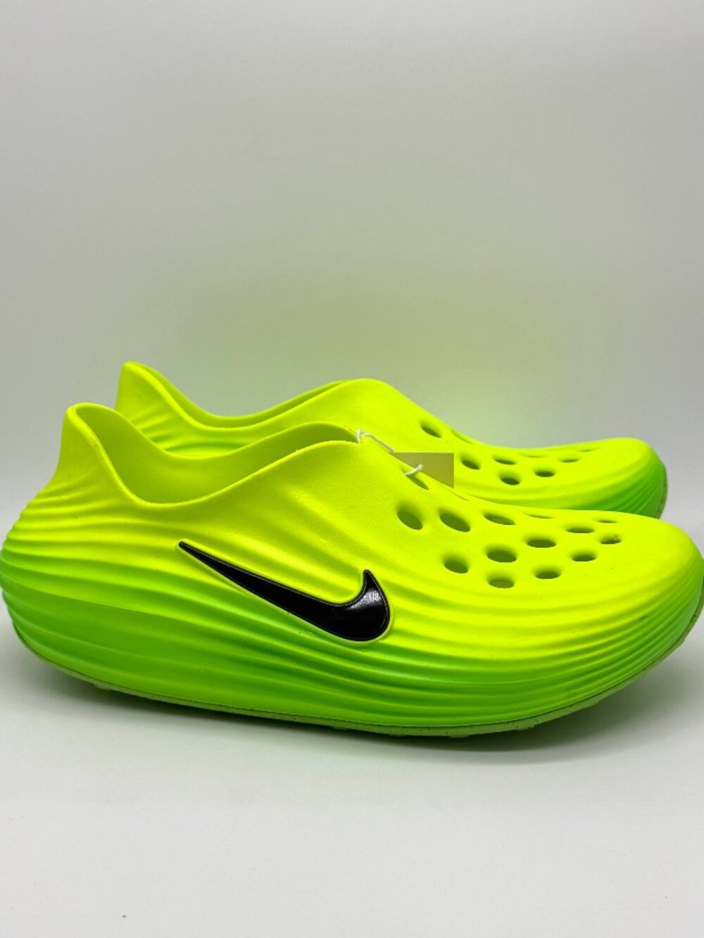 Nike Mens Reactx Rejuven8 Green Strike Volt Slides Sz 10 New w/o Box HV5060-300